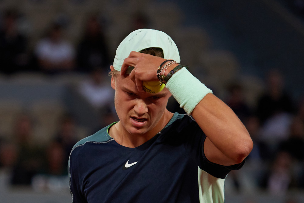 不自禁连连 不自禁连连