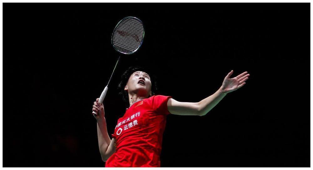 首次在不利 首次在不利